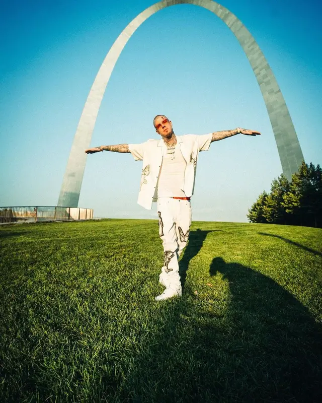 Millyz outfit in Ksubi and Nike, 2022