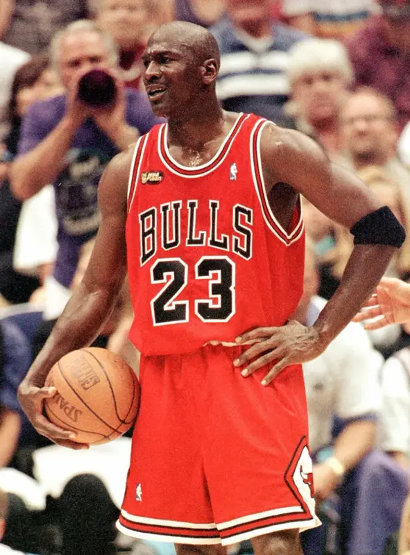 Michael Jordan outfit in Nike and Chicago Bulls, 1998