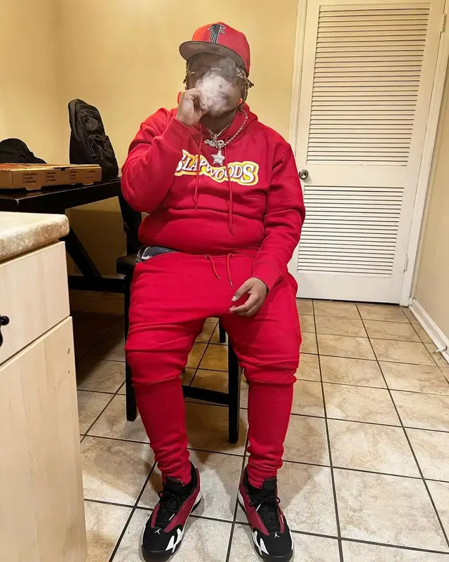 Guap Tarantino outfit in Slapwoods, Jordan, and New Era, 2022