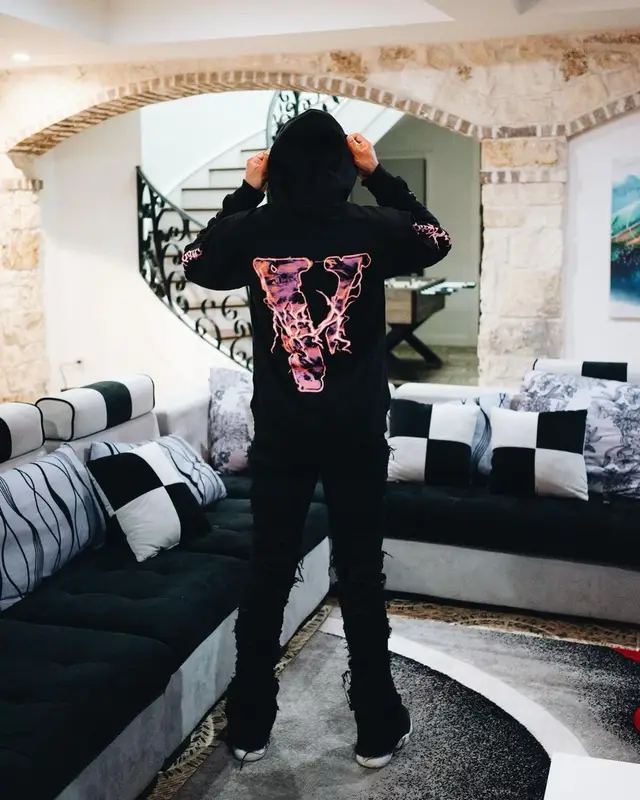 OG 3Three outfit in Vlone, Valabasas, and Never Broke Again, 2022