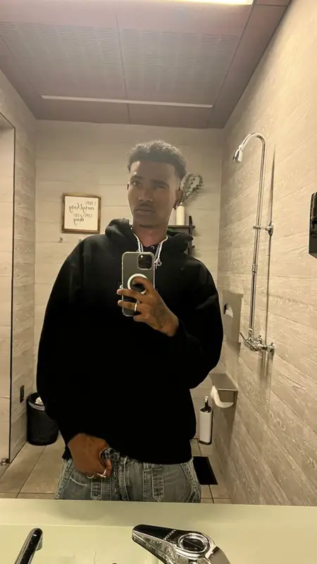 Onlybino outfit in Supreme and Balenciaga, 2022