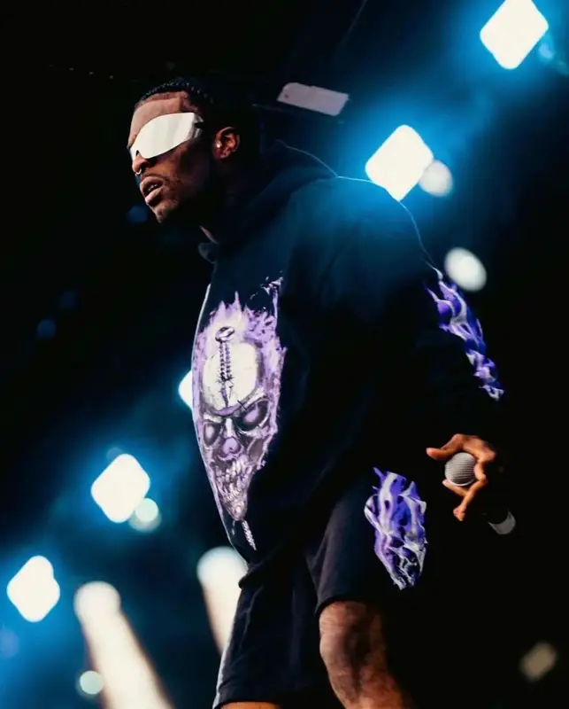 Lil Uzi Vert outfit in Vlone, Yeezy, and GAP, 2022