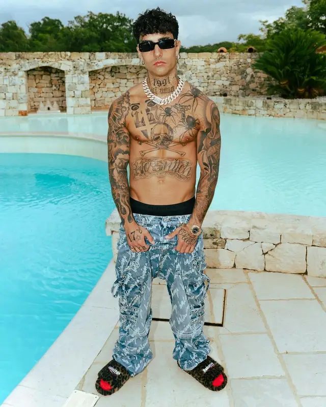 Tony Effe outfit in Balenciaga, 2022