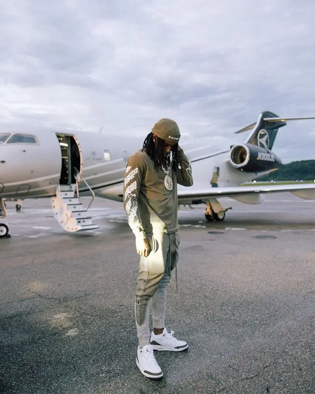 Polo G outfit in Off-White, Greg Lauren, and Palm Angels, 2022