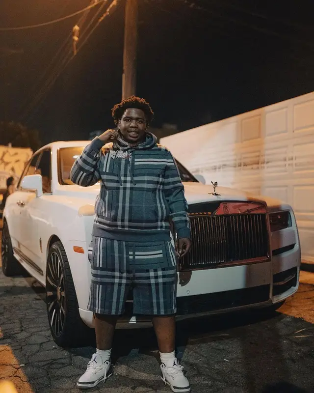 Big30 outfit in Burberry and Jordan, 2022