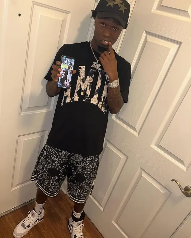 Lul Timm outfit in Jordan and Amiri, 2022
