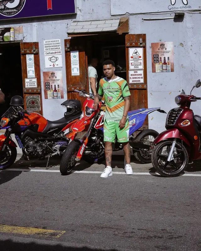 OG 3Three outfit in Never Broke Again and Nike, 2022