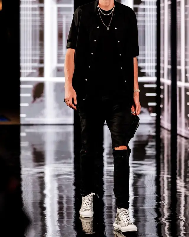 Kristaps Porzingis outfit in Rick Owens, Amiri, and Dior, 2021