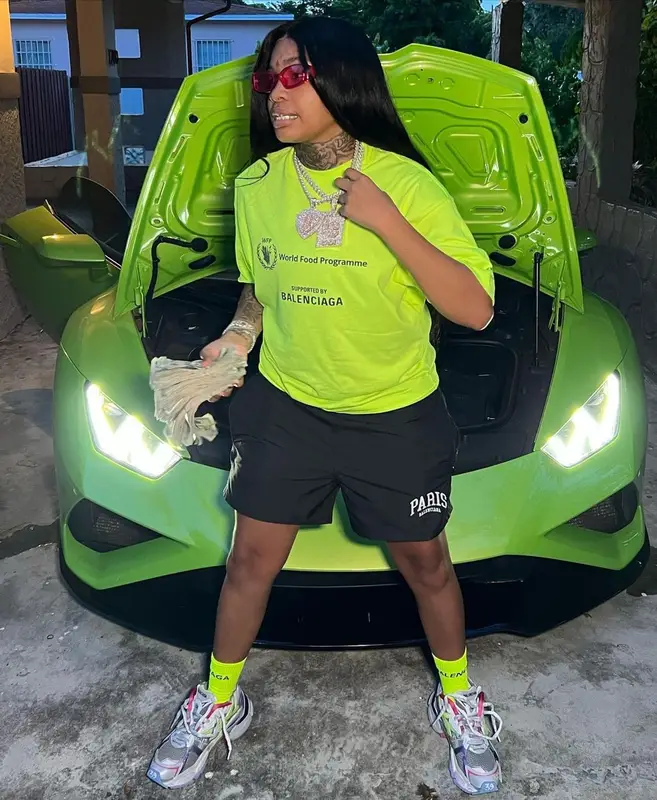 Desto outfit in Balenciaga, 2022