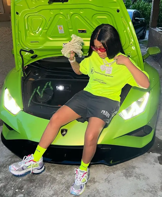 Desto outfit in Balenciaga, 2022