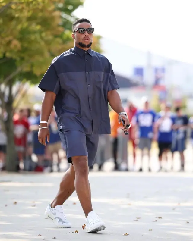 Saquon Barkley outfit in Prada, Nike, and Off-White, 2022