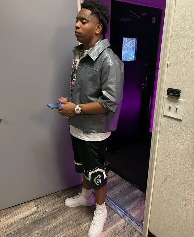 Lil Gotit outfit in Gallery Sinatra Couture and Nike, 2022