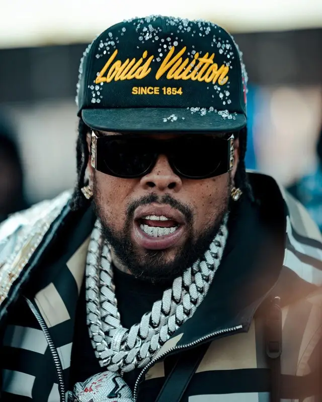 Westside Gunn outfit in Burberry, Givenchy, and Louis Vuitton, 2022