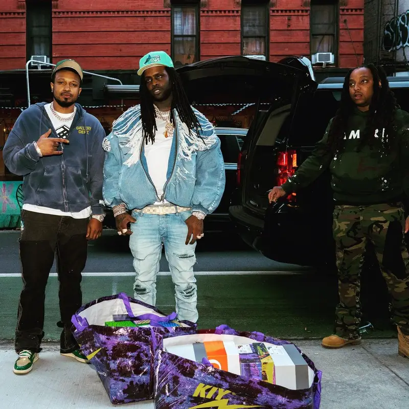 Chief Keef outfit in Diesel, Louis Vuitton, and New Era, 2022