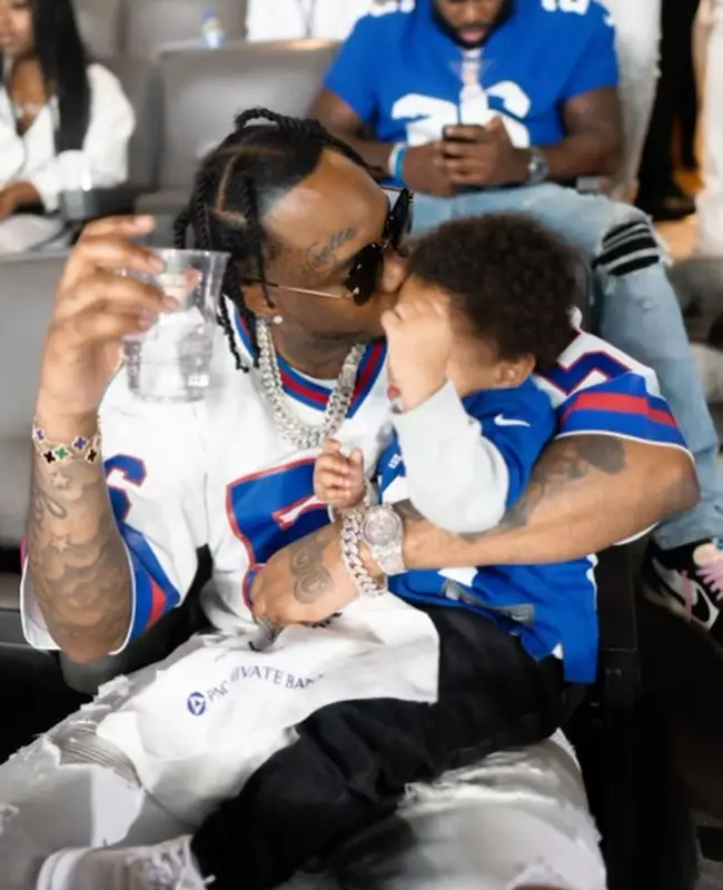 Fivio Foreign outfit in Nike, Amiri, and New York Giants, 2022
