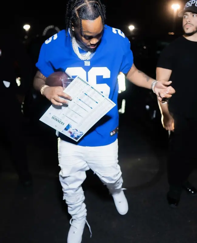 Fivio Foreign outfit in Nike, Amiri, and New York Giants, 2022