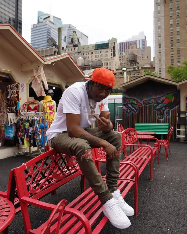 Eli Fross outfit in Amiri, Nike, and New Era, 2022