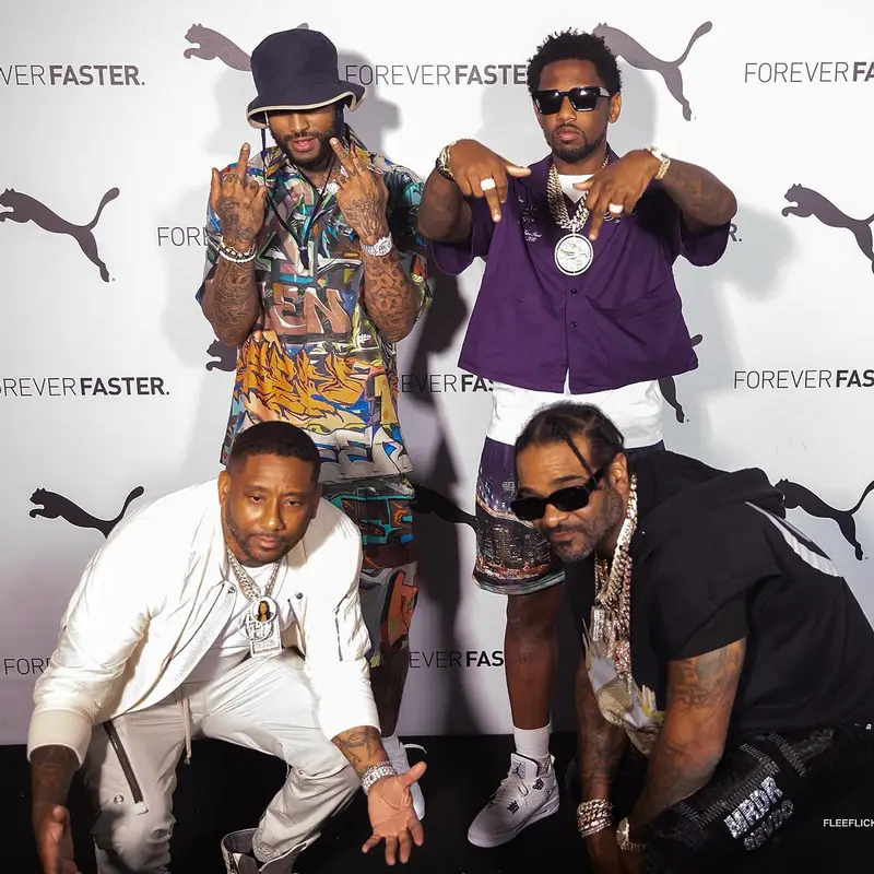 Dave East outfit in Off-White and Nike, 2022
