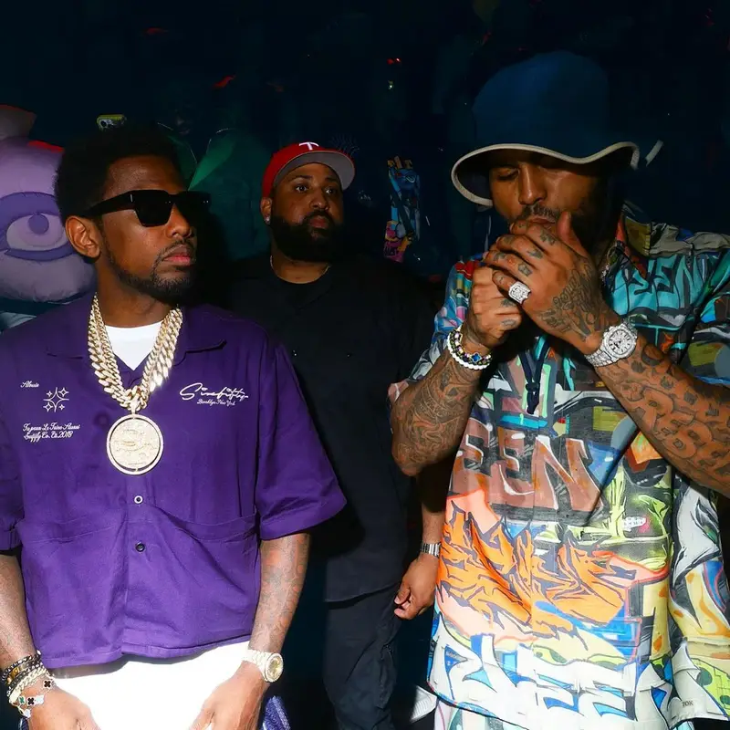 Dave East outfit in Off-White and Nike, 2022