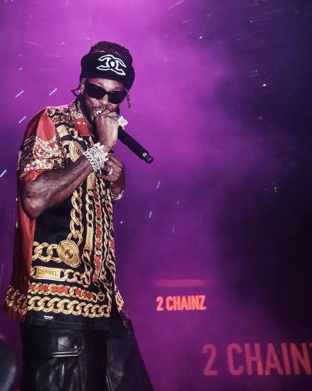 2 Chainz outfit in Jordan, Dior, and Chanel, 2022