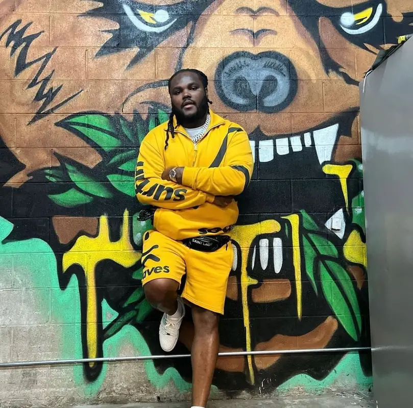 Tee Grizzley outfit in Keiser Clark, 2022