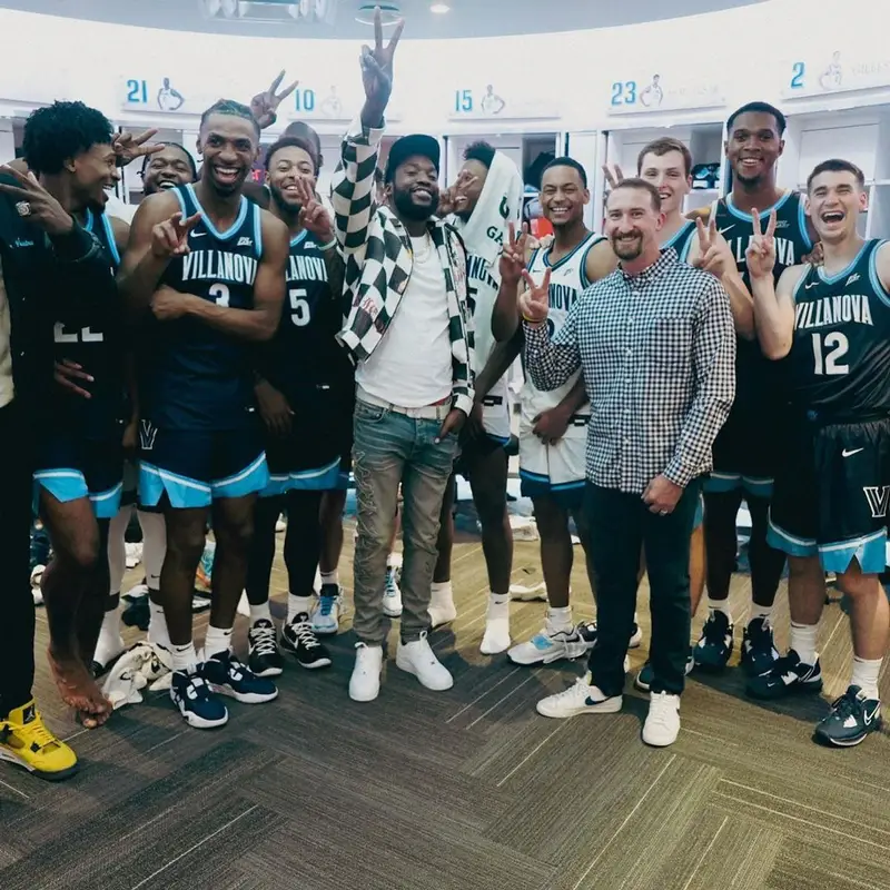 Meek Mill outfit in Amiri, Nike, and Louis Vuitton, 2022