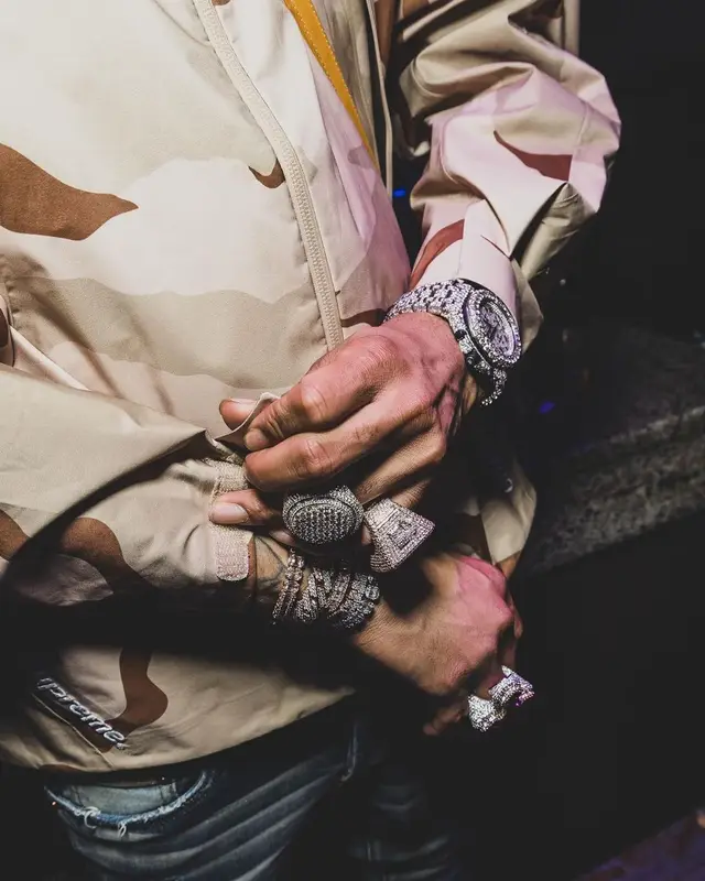 Lil Migo outfit in Supreme, Goyard, and Balenciaga, 2022