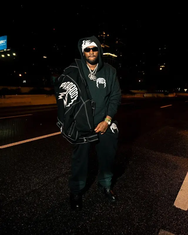 Peezy outfit in Paradox, 2022
