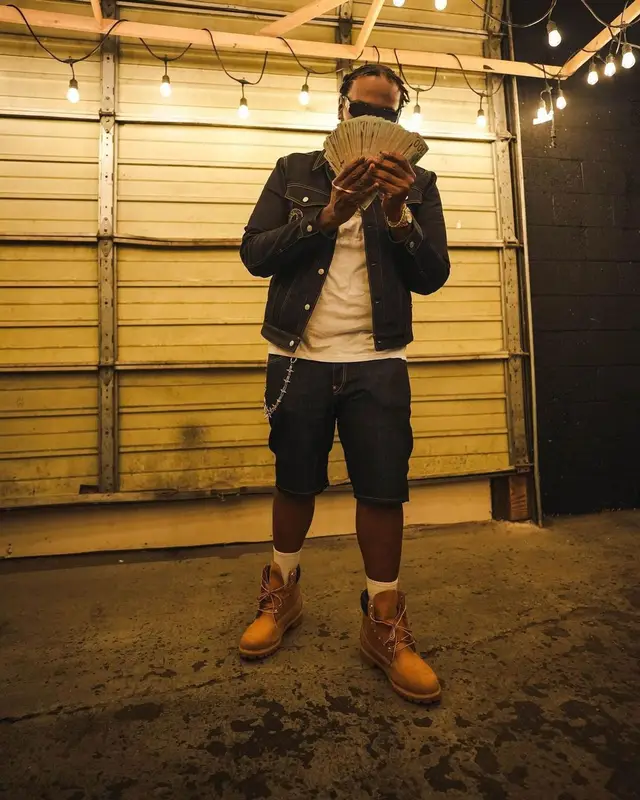 Peezy outfit in Evisu and Timberland, 2022