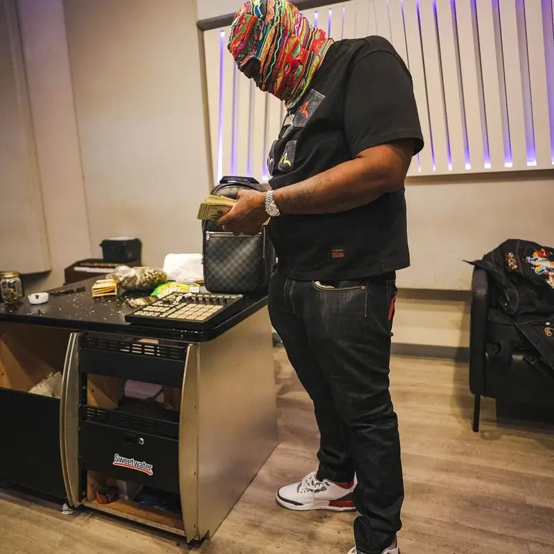 Peezy outfit in Evisu and Jordan, 2022