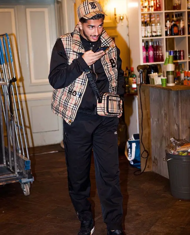 Mero outfit in Louis Vuitton and Burberry, 2022