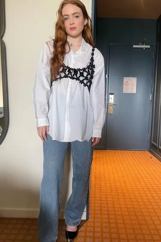 Sadie Sink outfit in Simone Rocha, Levi’s, and Prada, 2022