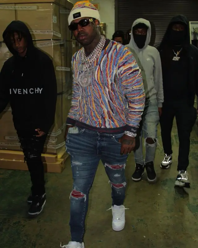 EST Gee outfit in Amiri, Nike, and Versace, 2022