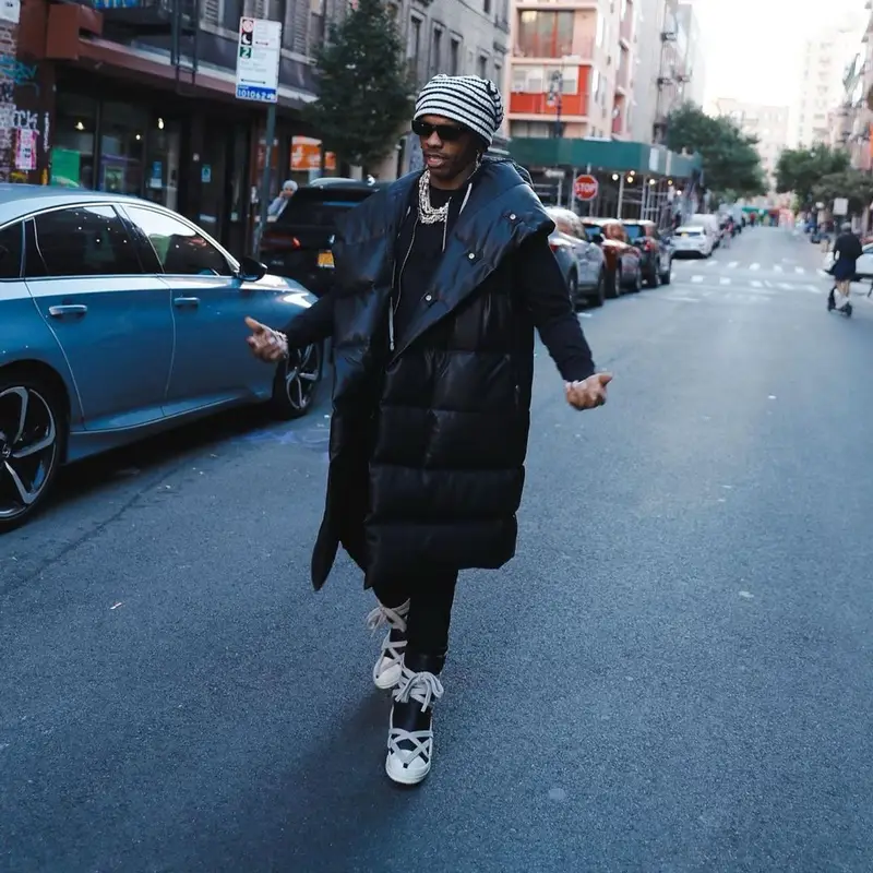 Lil Baby outfit in Rick Owens, Balenciaga, and Loewe, 2022
