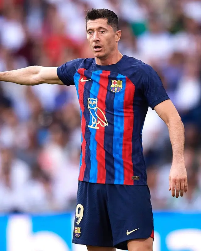 Robert Lewandowski outfit in OVO and FC Barcelona, 2022