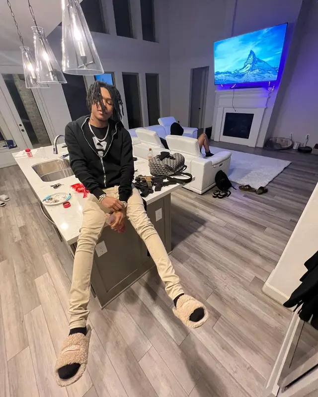 Kankan outfit in Rick Owens, Purple Brand, and Balenciaga, 2022