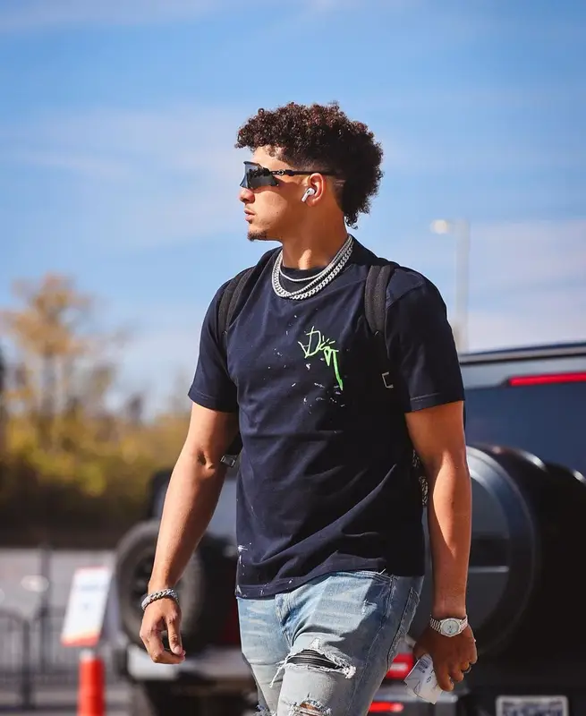 Patrick Mahomes II outfit in Cactus Jack, Dior, and Oakley, 2022