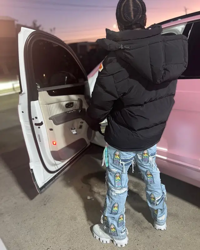 Sauce Walka outfit in Off-White, Who Decides War, and Prada, 2022