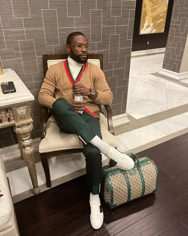 Floyd Mayweather outfit in Gucci, 2022