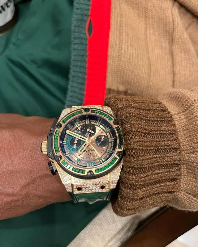 Floyd Mayweather outfit in Gucci, 2022