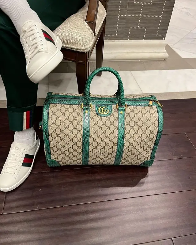 Floyd Mayweather outfit in Gucci, 2022