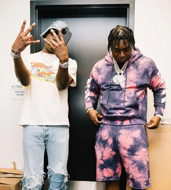Fredo Bang outfit in Off-White and Nike, 2022