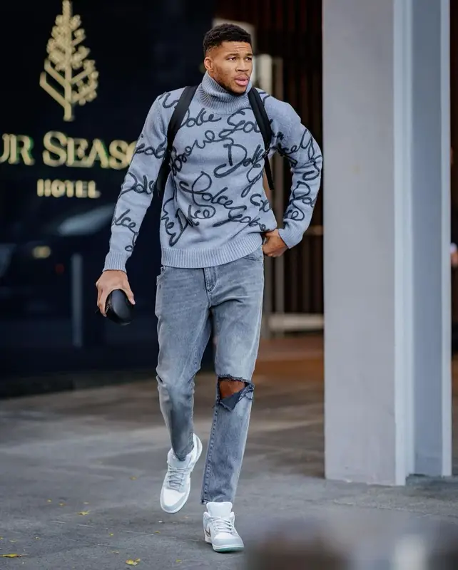 Giannis Antetokounmpo outfit in Dolce & Gabbana and Nike, 2022