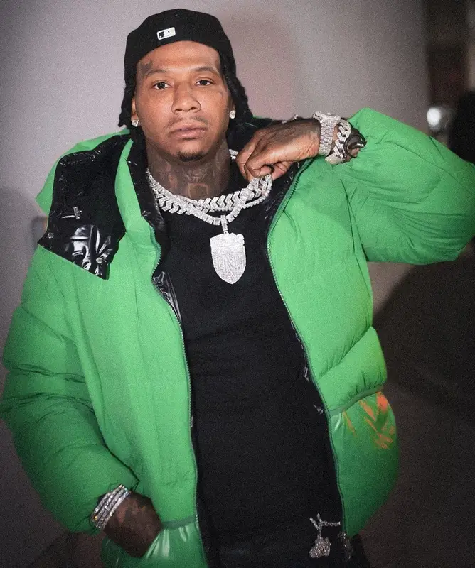 Moneybagg Yo outfit in Moncler, Amiri, and New Era, 2022
