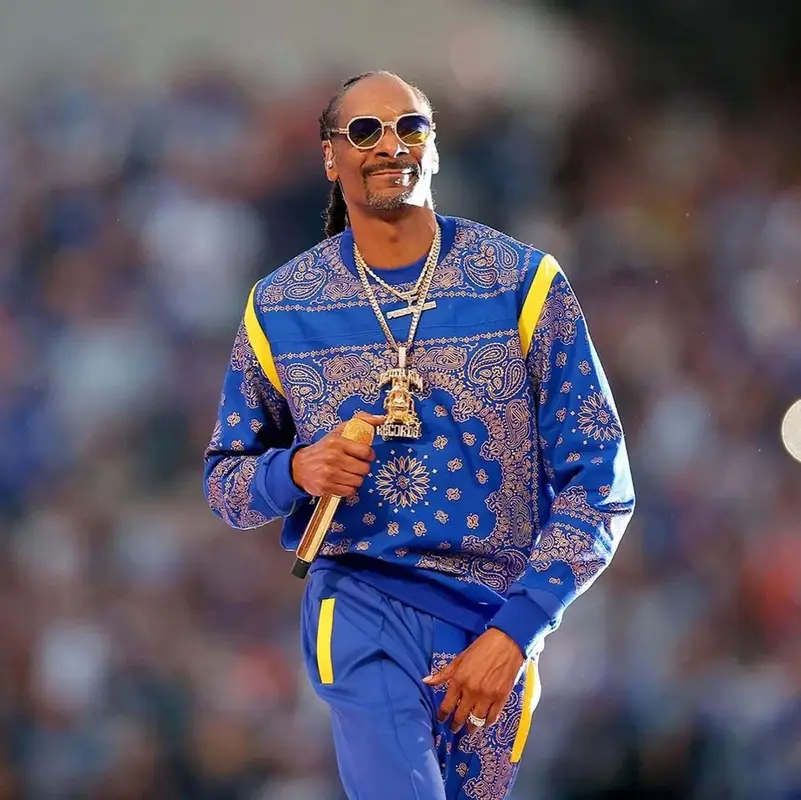 Snoop Dogg outfit in Nouvintage, 2022