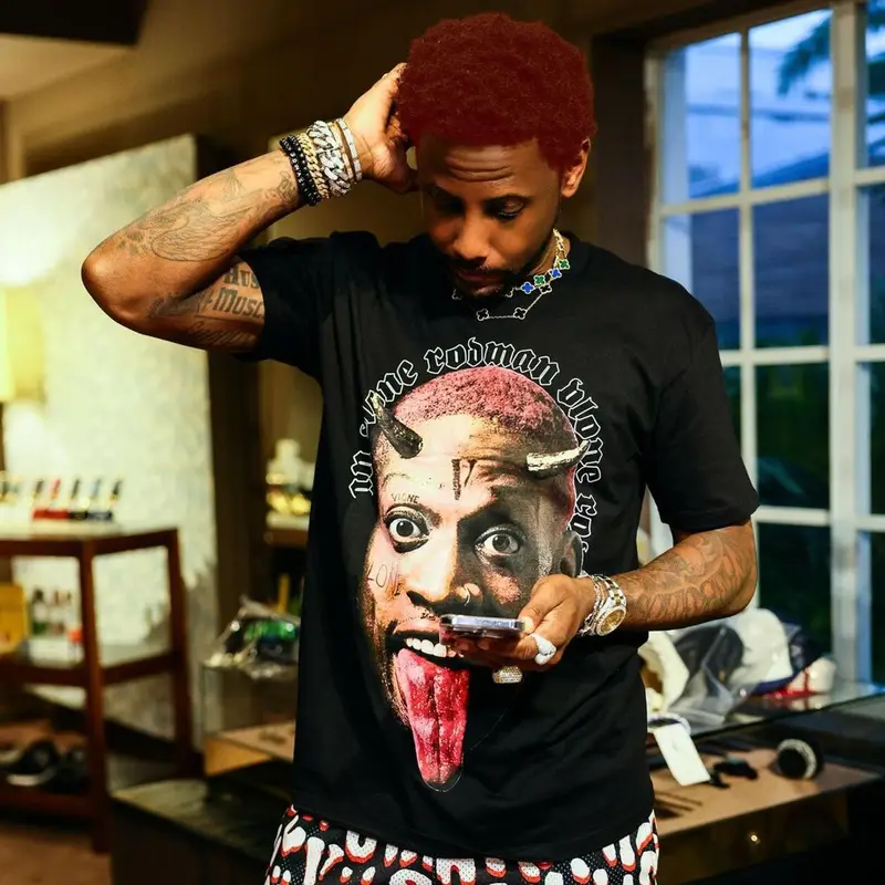 Fabolous outfit in Vlone, Supreme, and Hanes, 2022