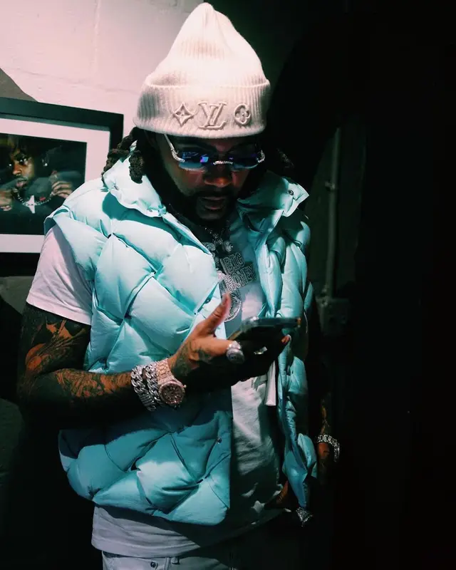 Money Man outfit in Bottega Veneta, Cartier, and Louis Vuitton, 2022