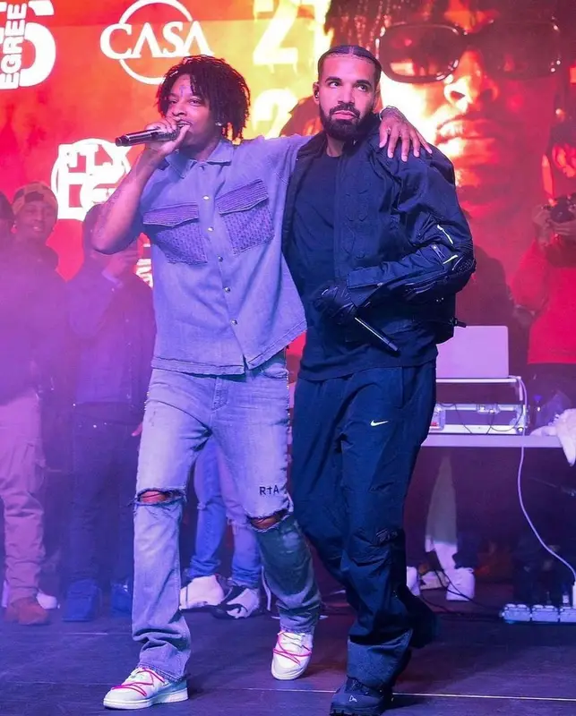 21 Savage outfit in Rta, Nike, and 21 Savage Merch, 2022