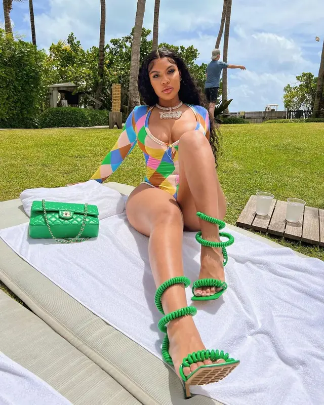 Chinese Kitty outfit in Siedres, Chanel, and Bottega Veneta, 2022