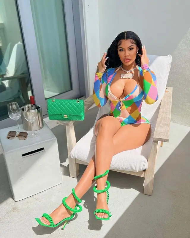 Chinese Kitty outfit in Siedres, Chanel, and Bottega Veneta, 2022